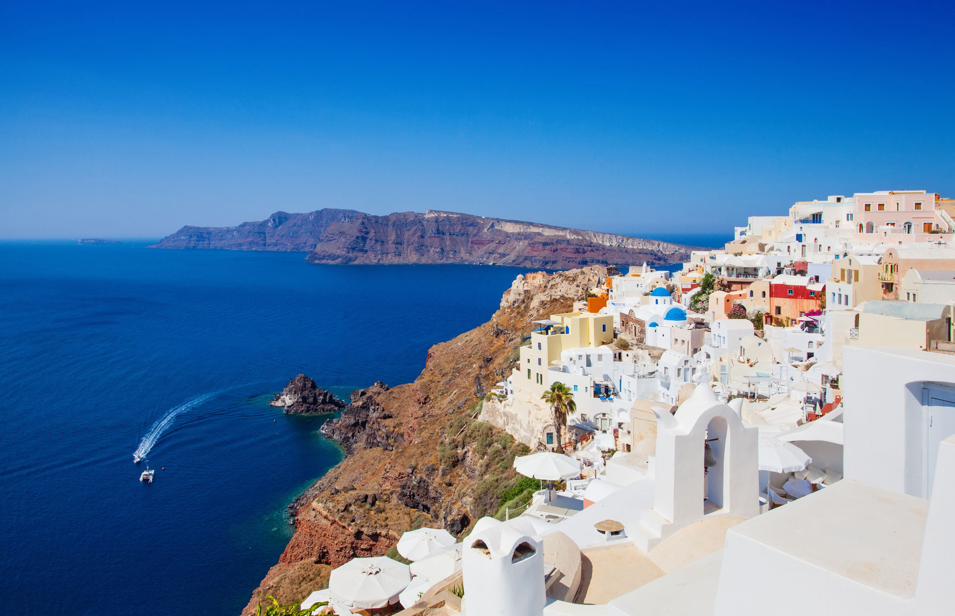 santorini cave houses